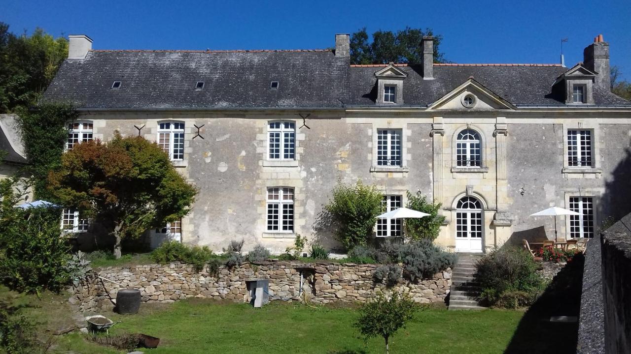 Manoir De La Fontaine Du Chene Bed & Breakfast Coutures  Ngoại thất bức ảnh